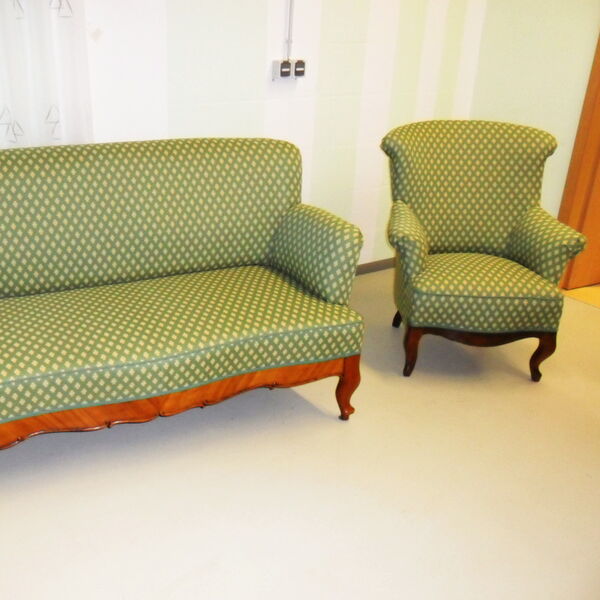 Sofa Sessel Nostalgie Retorte BTZ Produktion Ascherselben Polstermöbel Bezug