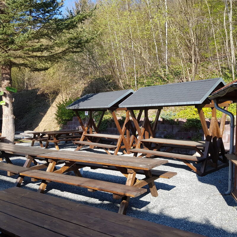 Hirschraufen Bank Tisch Überstand Produktion BTZ Holzbearbeitung