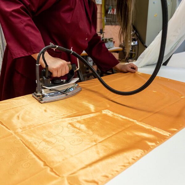 Stoff Bügeln Aschersleben Samtbezug Raumausstatter