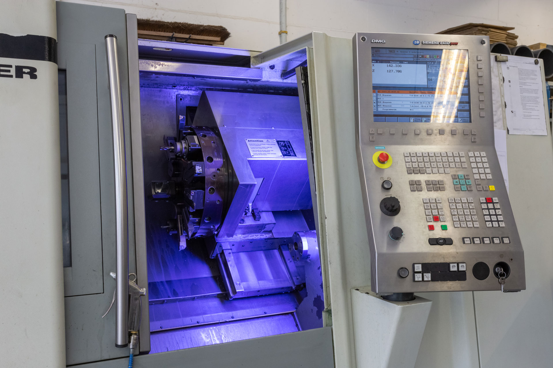 DMG Maschine Innenbereich BTZ Thale Werkstatt