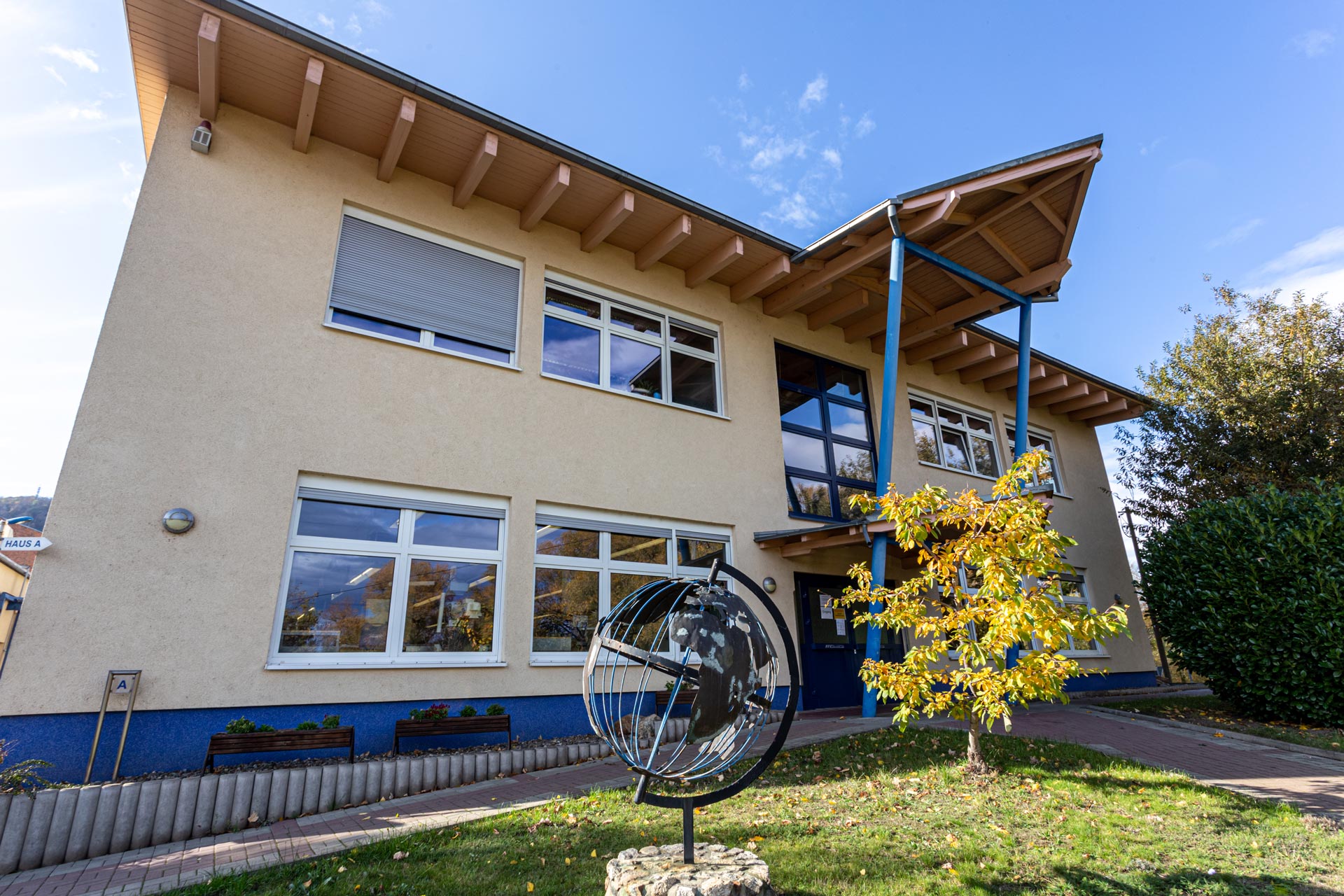 BTZ Stiftung Produktion Über Uns Gebäude Haus Thale Standort